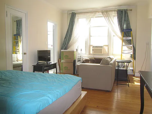 Rented by Beekman Street Realty | media 35