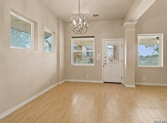 4th image of 12025 Vignette