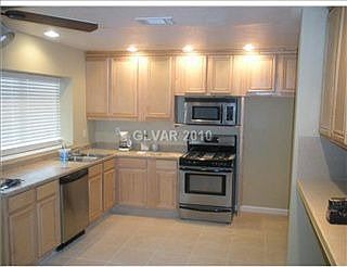 2nd image of 2485 Golden Arrow Dr