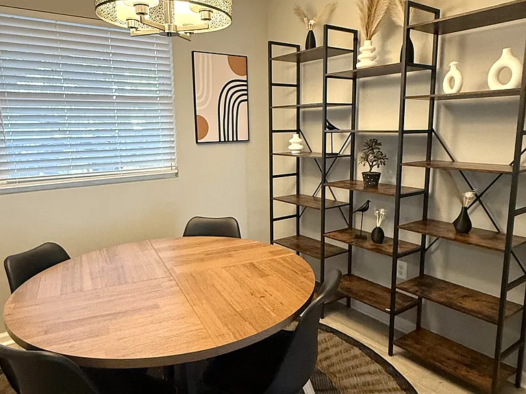 16 Reid St #1 — Photo 4