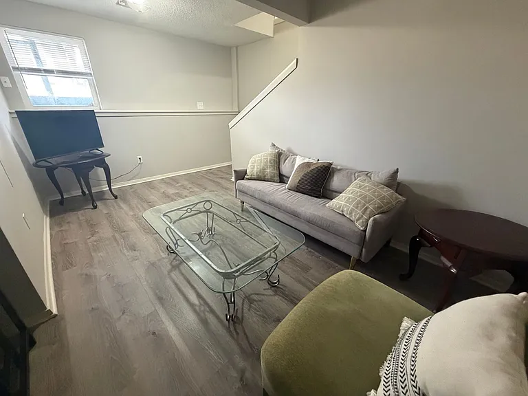 202 Wheaton Ct — Photo 27