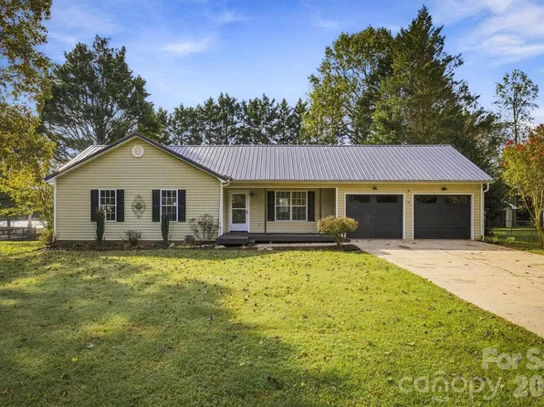 37 Laurel St, Granite Falls, NC 28630