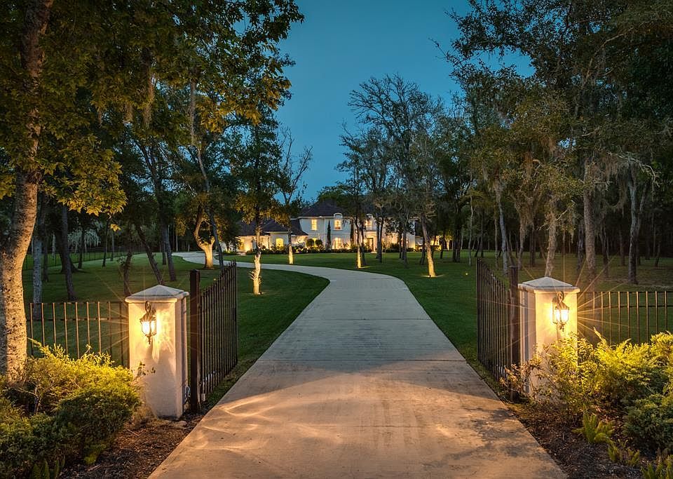 8243 Thompson Lake Dr, Missouri City, TX 77459 Zillow