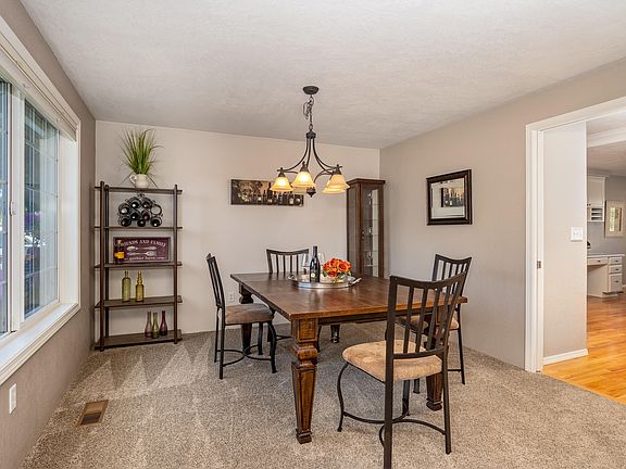 4th image of 2928 Flint Ridge Ave