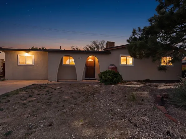 2916 Calle De Pinos Altos, Santa Fe, NM 87507