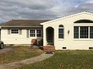 18545 Farm Rd, Smithfield, VA 23430