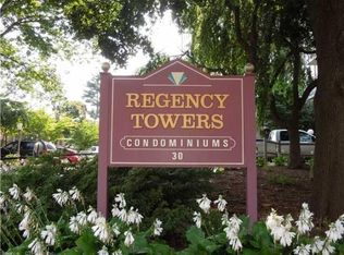 30 Woodland St APT 9P, Hartford, CT 06105
