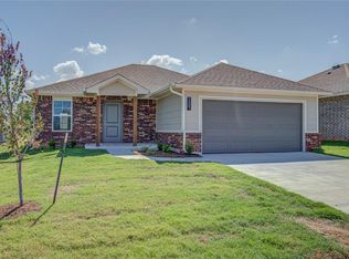 2401 S 28th Ter, Chickasha, OK 73018