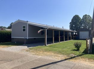 750 High St, Middleport, OH 45760