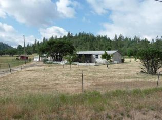 1185 Ironwood Dr, Eagle Point, OR