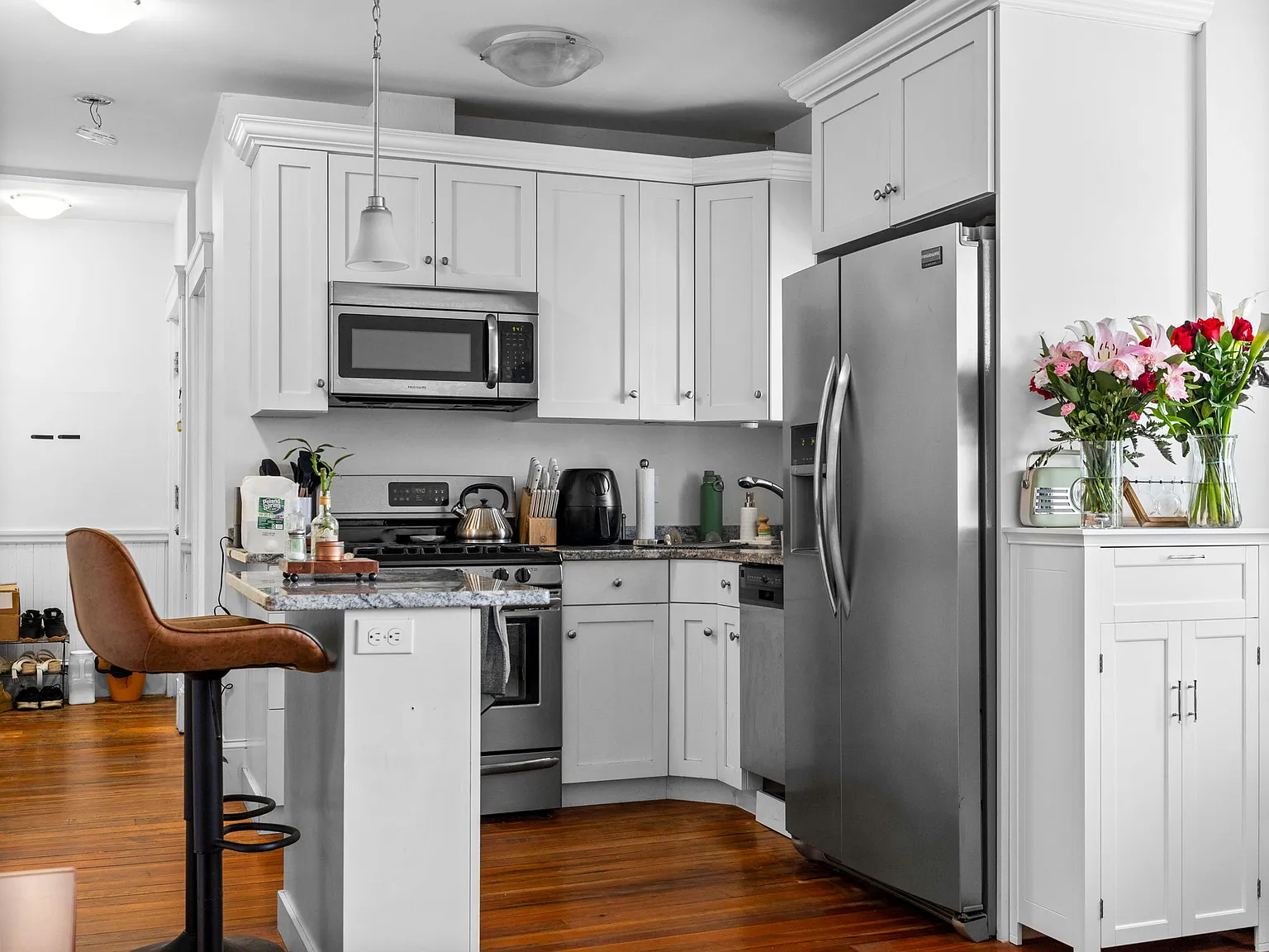 3 bed, $3,750 — Photo 3