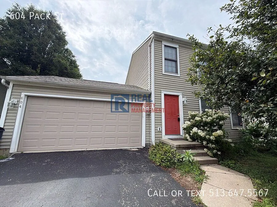 604 Pack St