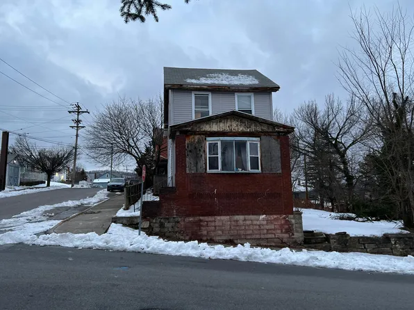 1128 17th Ave, Altoona, PA 16601