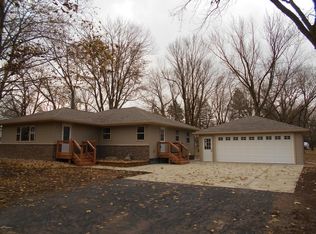 1306 34th Dr NE, Austin, MN 55912