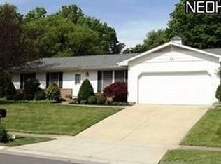 527 Bath Hills Blvd, Akron, OH