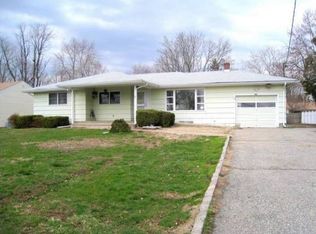 42 Bloomfield Ave, Pine Brook, NJ 07058