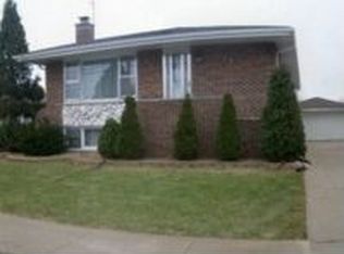 6521 W 85th St, Burbank, IL