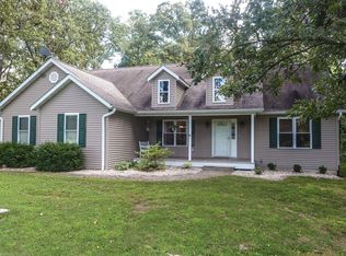 8778 Wieseman Rd, Worden, IL 62097