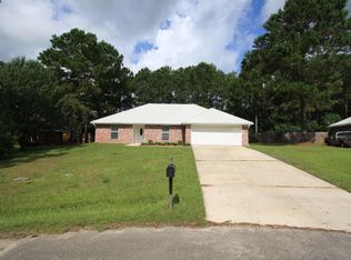 32 Nicolaus Dr, Hattiesburg, MS 39402