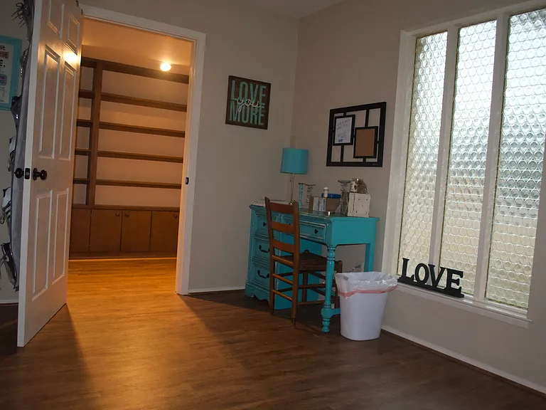 1301 Haines Dr — Photo 9