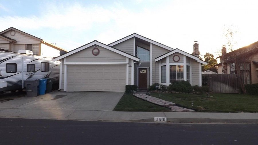 1st image of 388 Killingsworth Cir
