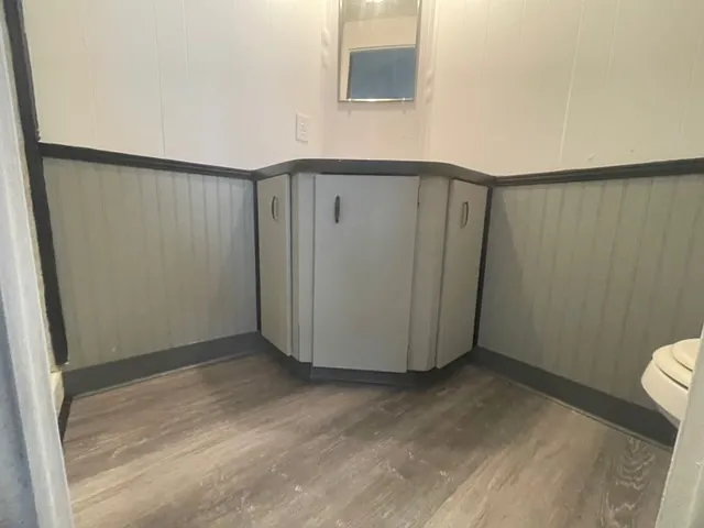 2 bed, 1050 sqft, $1,700 — Photo 3