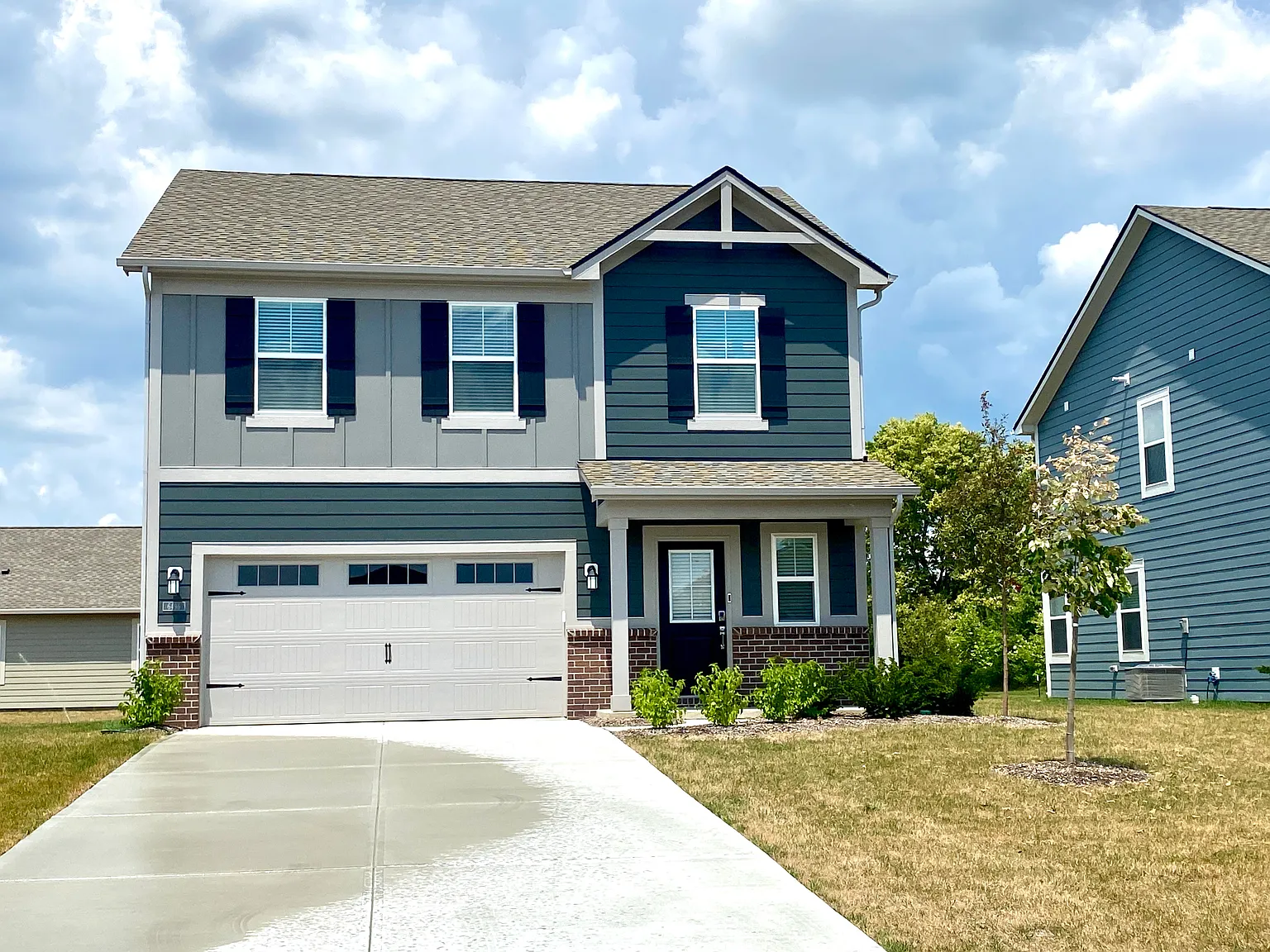 4 bed, 2.5 bath, 1948 sqft, $2,560 — Photo 1