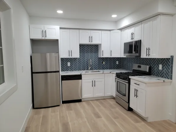 (undisclosed Address), Downey, CA 90240