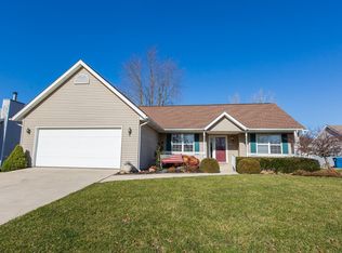3267 Stonebridge Dr, Shiloh, IL