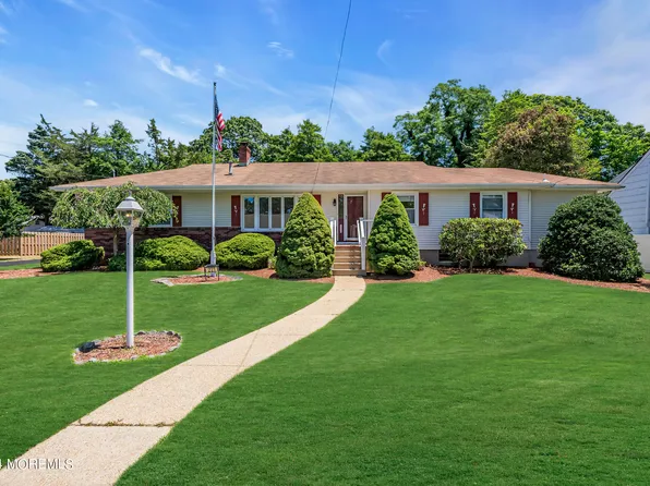 221 Belmar Ave, Oakhurst, NJ 07755