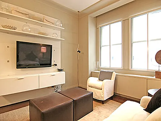 Rented by Corcoran | media 69