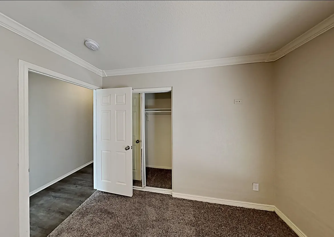 3 bed, 1551 sqft, $2,400 — Photo 2