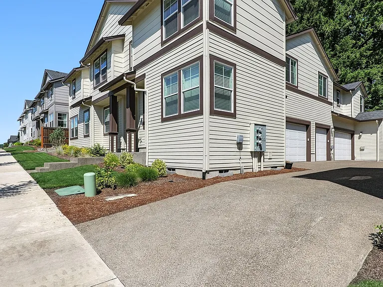 14398 SW 165th Ave — Photo 3