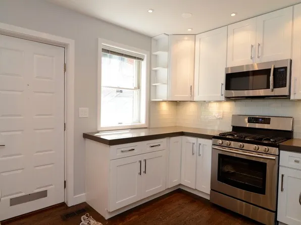 1636 N Sedgwick St #1E, Chicago, IL 60614