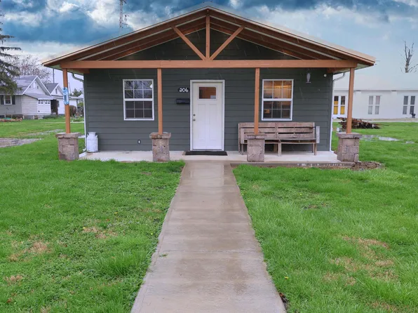 206 S Park Ave, Jasonville, IN 47438