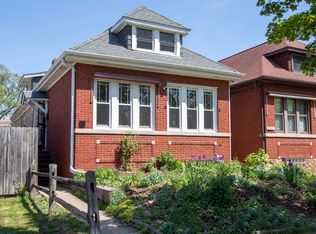 1032 S Taylor Ave, Oak Park, IL 60304