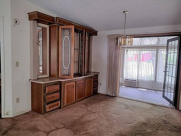 4th image of 462 Bark Cir