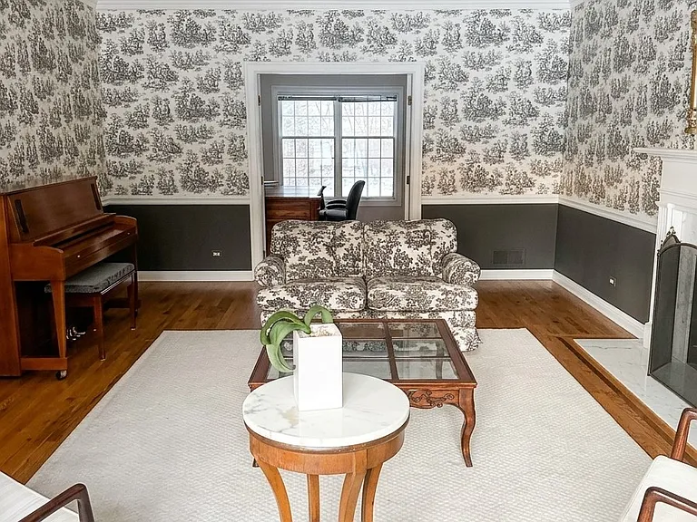 1340 Kimmer Ct — Photo 6