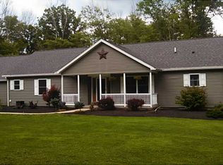 329 Brent Rd, Grove City, PA 16127