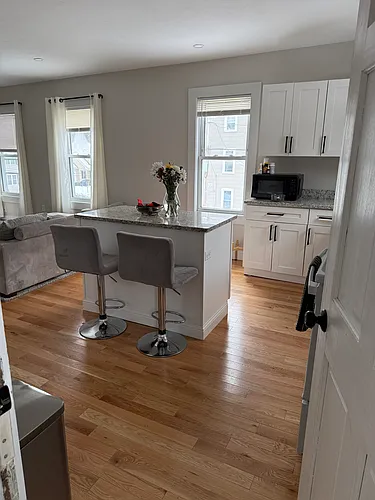 270 Hilldale Ave #2 Photo 1