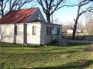 101 S River Rd, McHenry, IL 60051