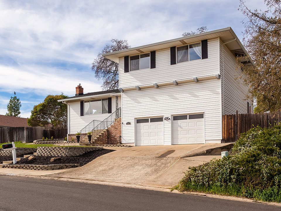 1st image of 3704 Mesa Verdes Dr