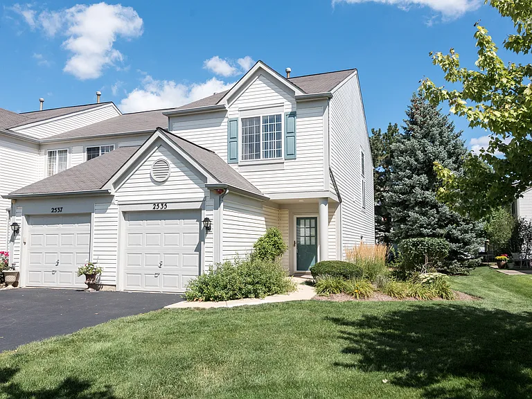 2535 Carrolwood Rd — Photo 1