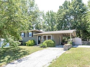 2501 NE 64th St, Kansas City, MO 64118