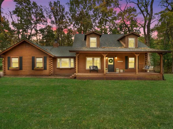 5941 Lafayette Dr, Weldon Spring, MO 63304