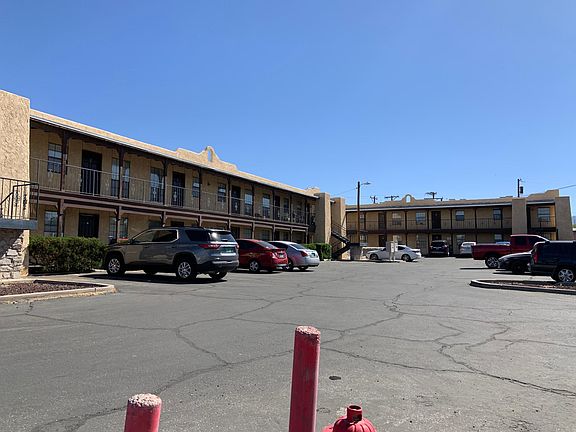3rd image of 1825 Thomas Dr APT A1