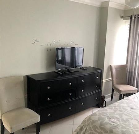 5th image of 3800 Galt Ocean Dr APT 707