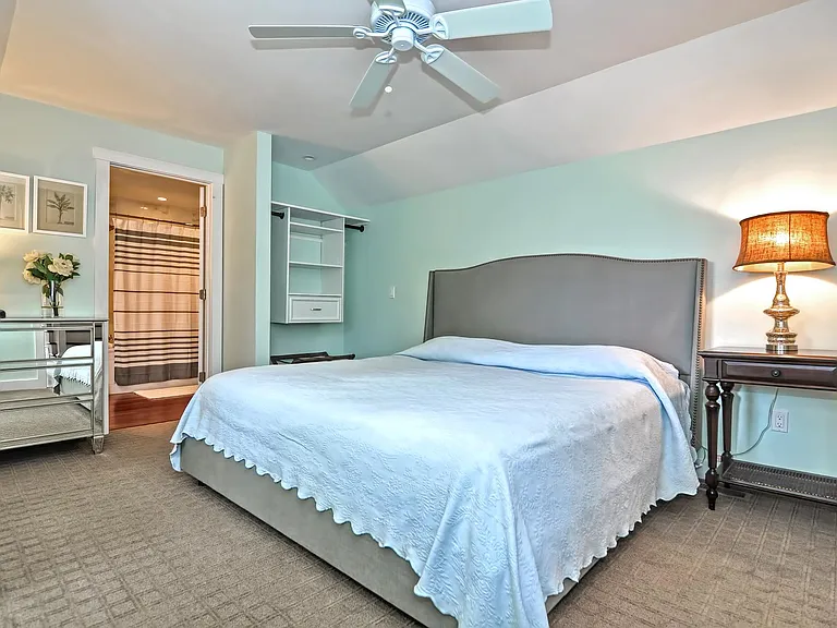 308 Old Harbor Rd — Photo 3