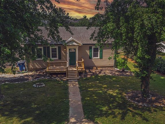 2nd image of 626 Claregood Ln