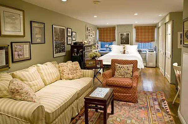 Sold by Corcoran | media 23